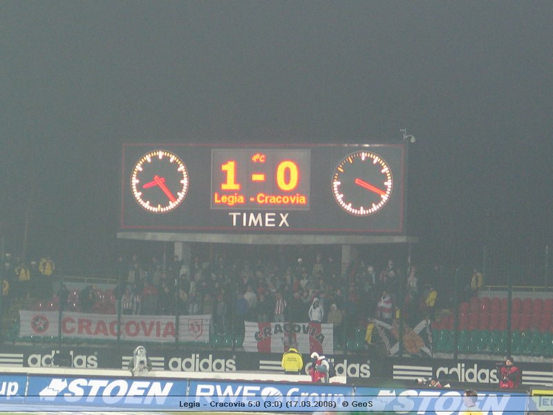 Fotorelacja: Legia - Cracovia 5:0 (3:0) (17.03.2006)  © GeoS -> [ IMG_2560 ]